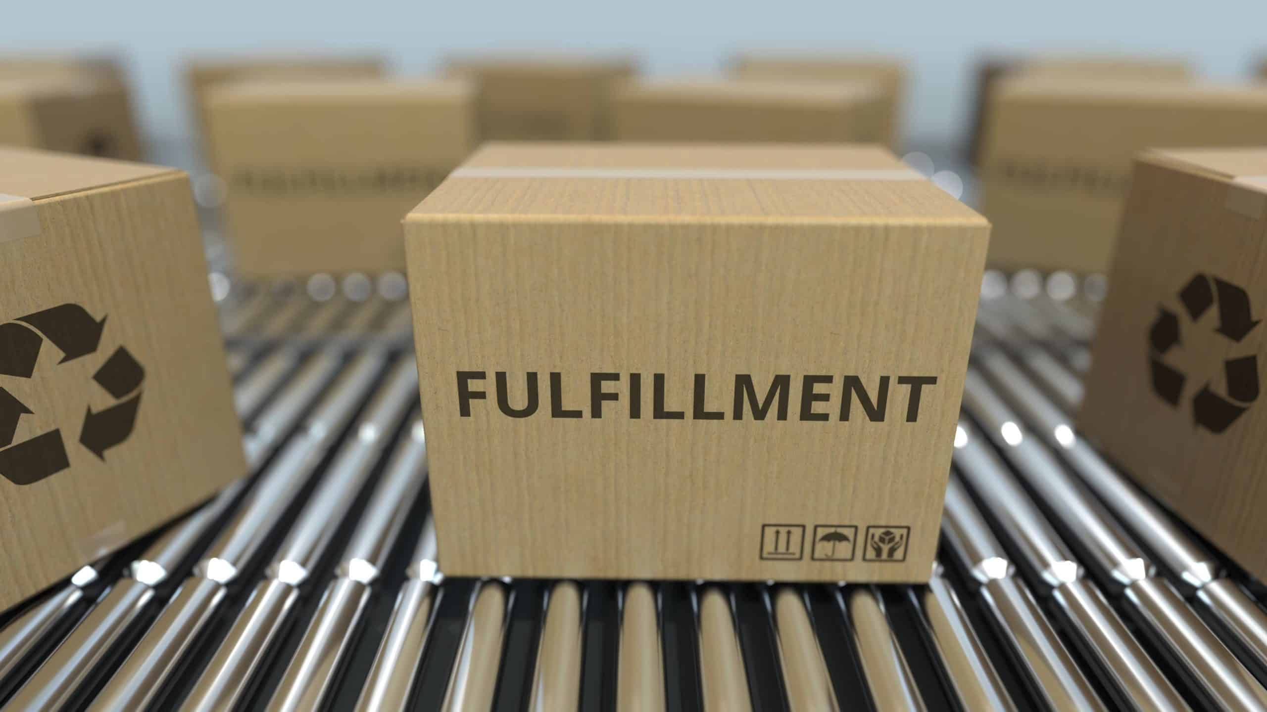 Fulfilment - dozen op transportband